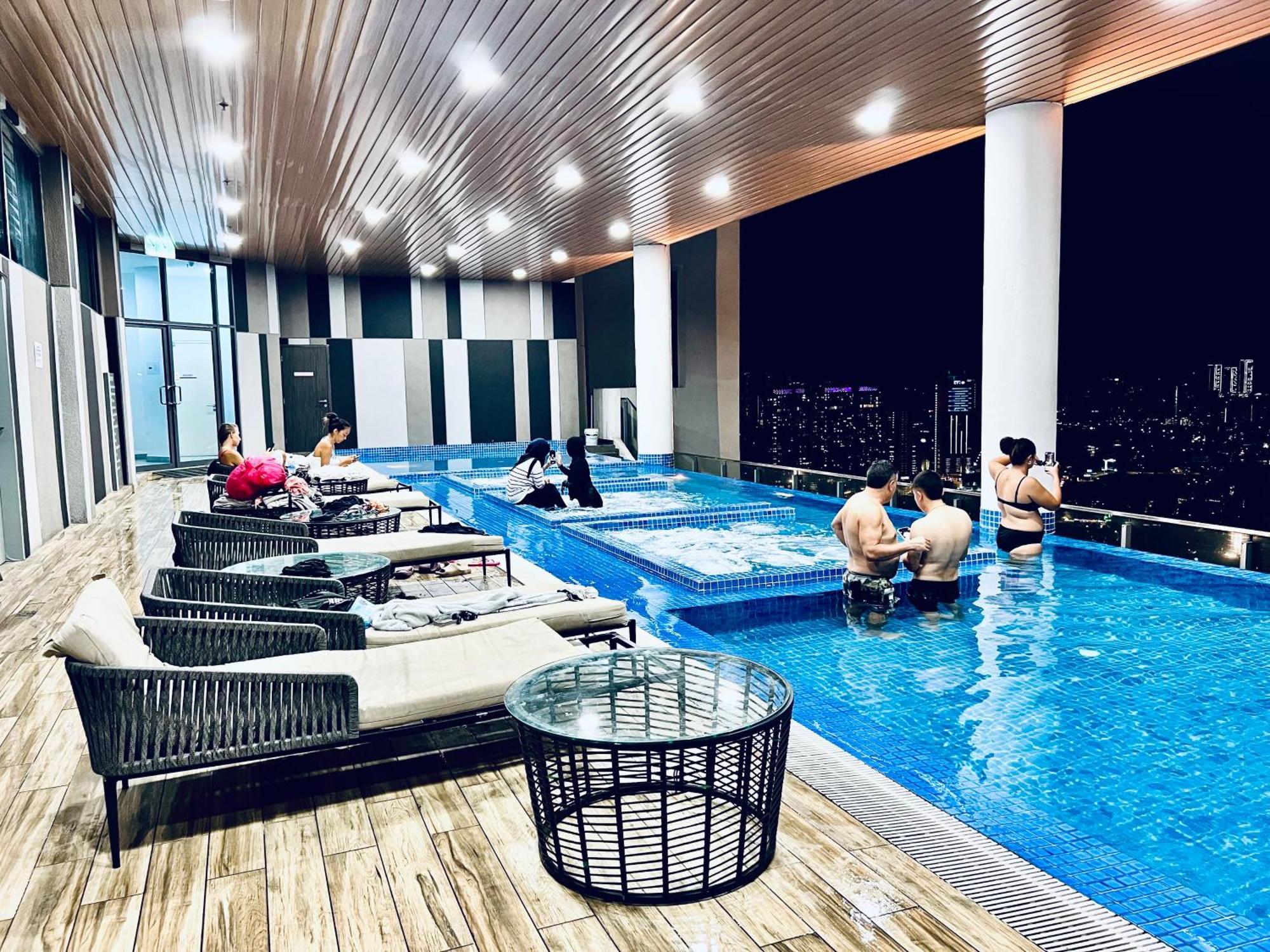 The Infinitum Kualalumpur Skypool Hotel Куала-Лумпур Экстерьер фото